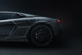 Lamborghini Temerario получил два проекта Ad Personam с графикой по мотивам дизайнерских эскизов