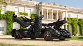 Lego Koenigsegg Sadair's Spear из 327 906 деталей установил рекорд скорости 111 км/ч в Гудвуде