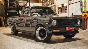Repco превратила Datsun 1200 Pickup в рестомод с турбомотором Nissan и подвеской на койловерах