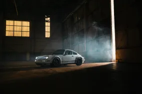 Theon Design показала Porsche 964 с карбоновым кузовом, мотором 4.0 на 421 л.с. и ценой от 430 000 фунтов