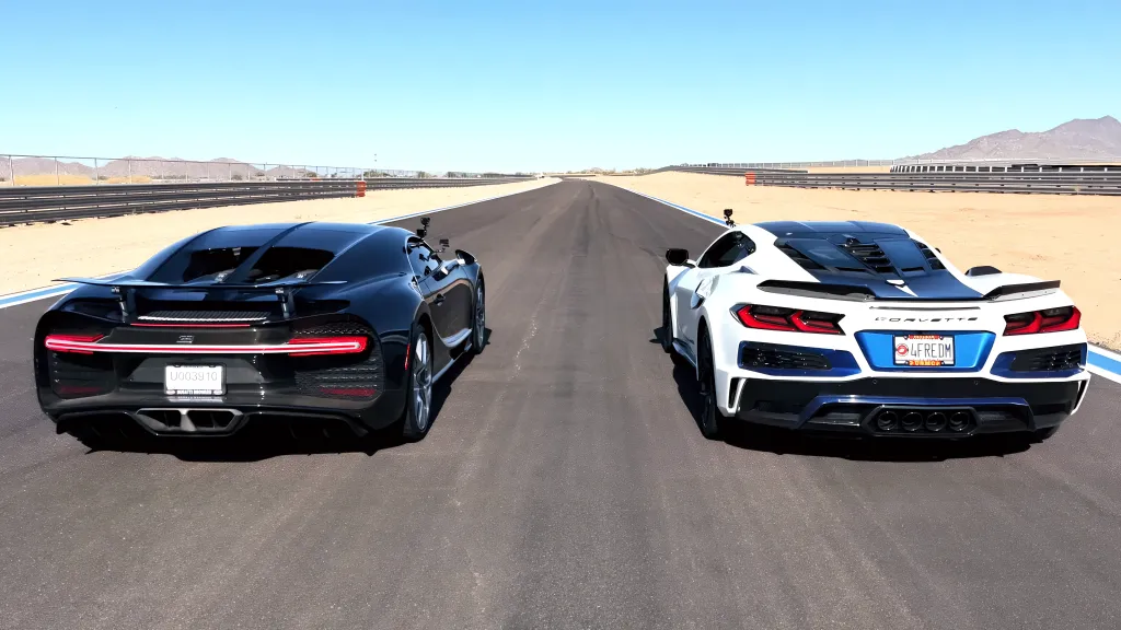 Corvette ZR1X против Bugatti Chiron: гибридный Chevrolet оказался быстрее гиперкара за $3,5 млн
