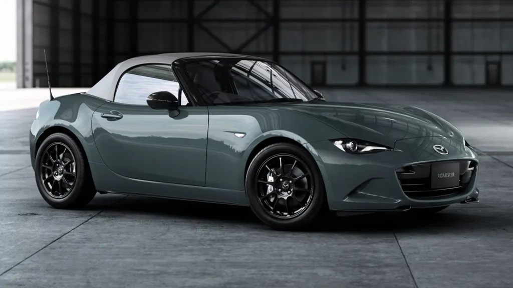 Mazda Roadster 2027 для Японии стала тише, получила версию Pure Sport и новый цвет Zinc Green