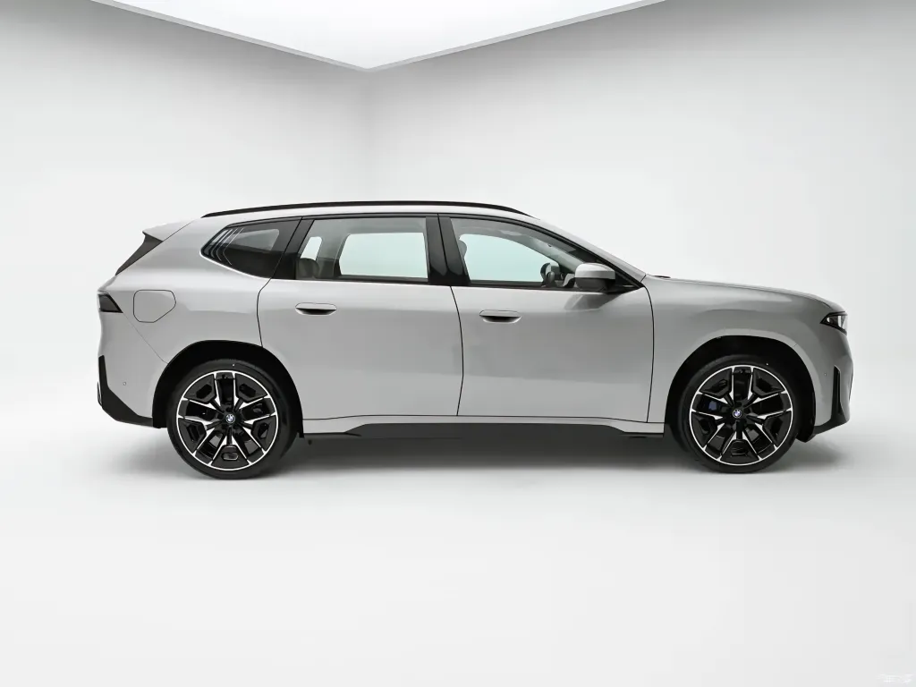 BMW iX3 Long-Wheelbase Edition 1