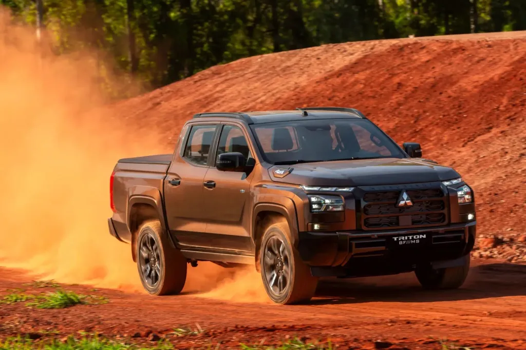 Mitsubishi Triton BF///MS