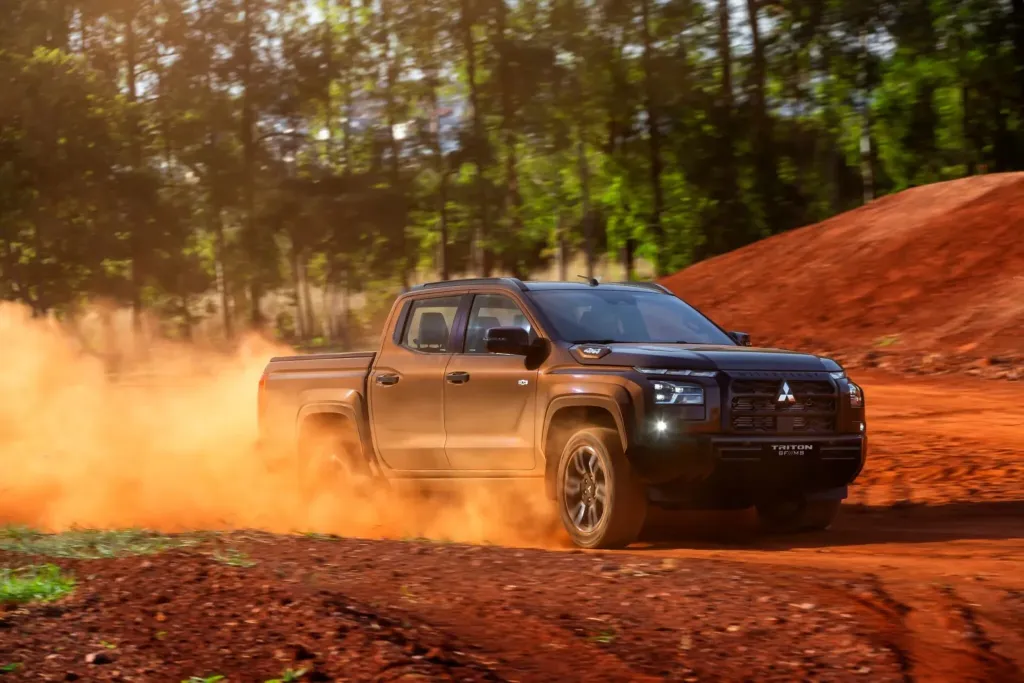 Mitsubishi Triton BF///MS