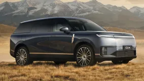 Xpeng GX стартовал в Китае: шесть мест, BEV и EREV, до 1585 км общего хода