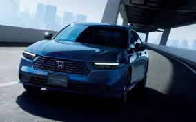 Honda Accord для Японии получил точечное обновление, Sensing 360+ и цены от 5 951 000 иен