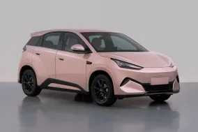 Обновленный BYD Seagull показал салон с крупной консолью и одним большим экраном