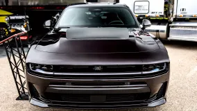 Dodge Charger Red Oxide вышел как новая окраска для электрической и бензиновой версии