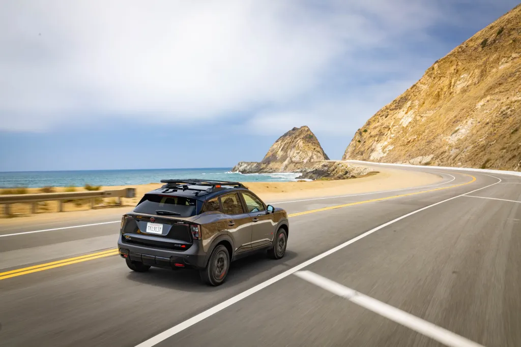 Nissan Kicks Rock Creek 2027