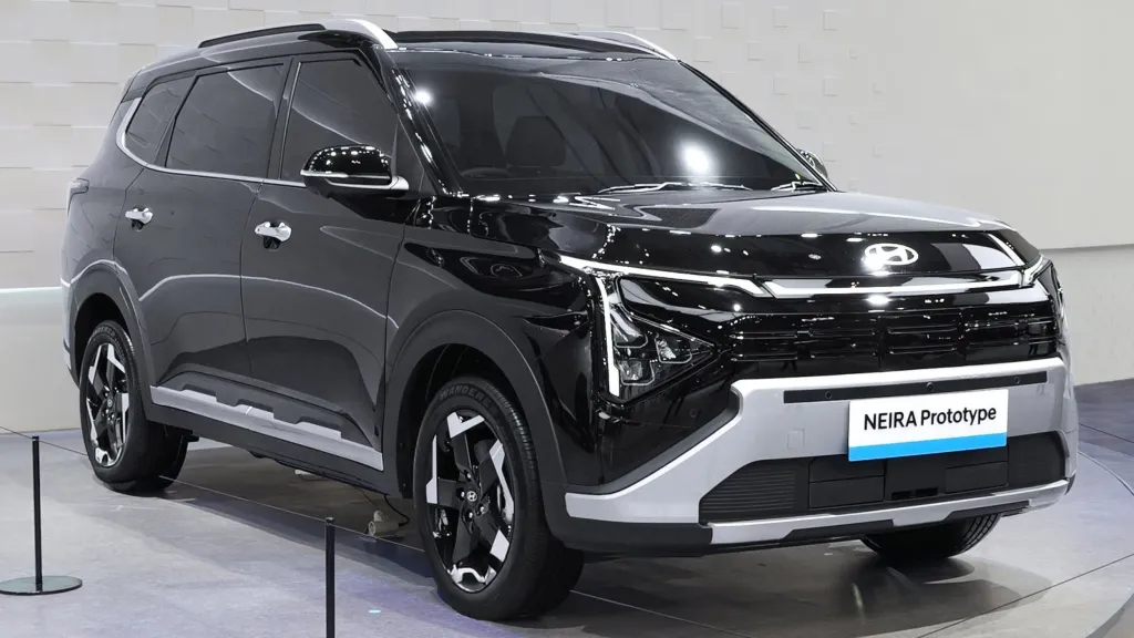 Hyundai Neira показали в Индонезии как семиместный электрический прототип на базе Kia Carens Clavis EV