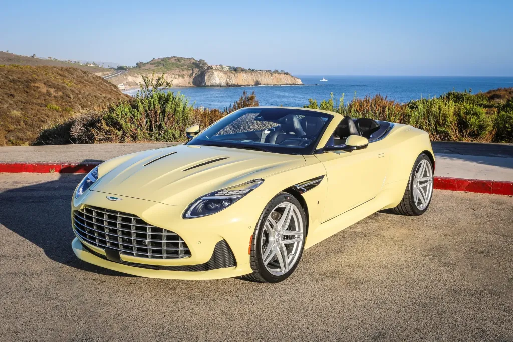 Aston Martin и Newport Beach показали Heritage Edition