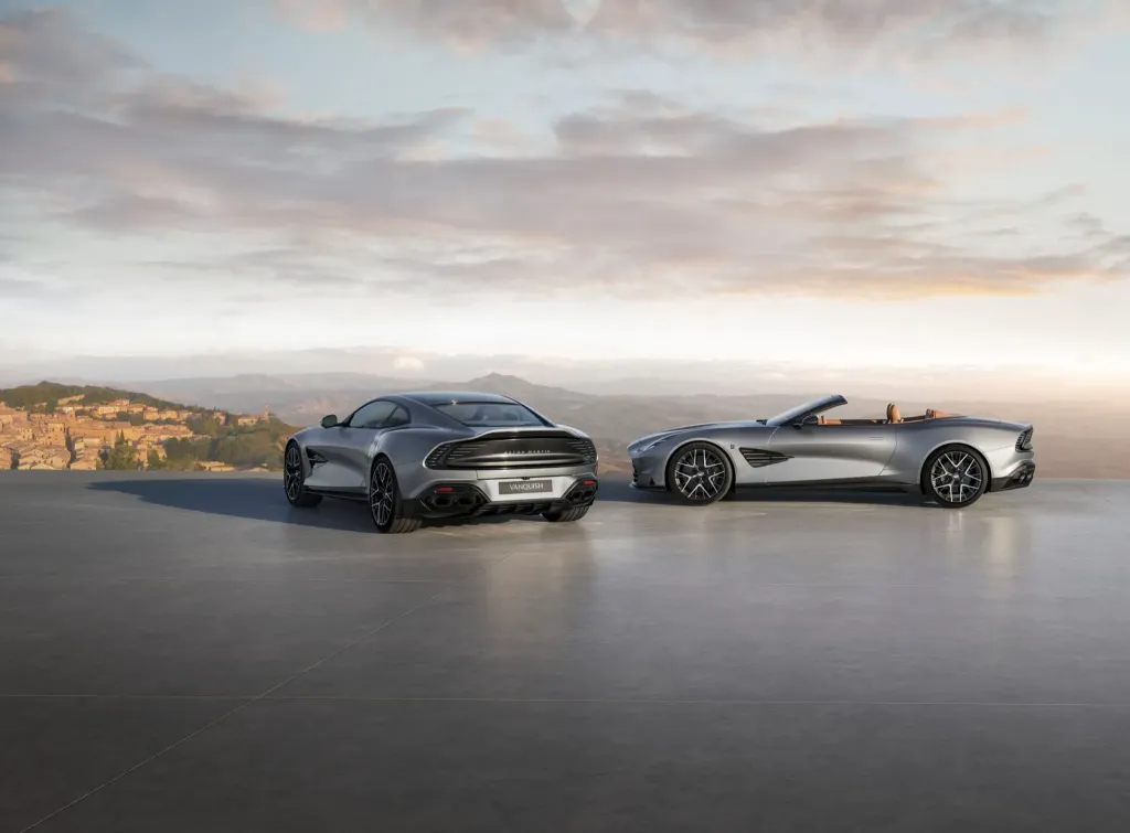 Aston Martin Vanquish 25