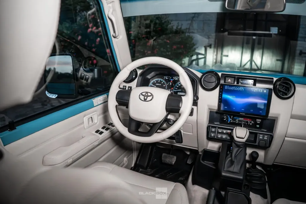 Toyota Land Cruiser 70 от Black Box Custom 4x4