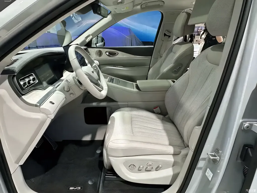 BYD Sealion 08