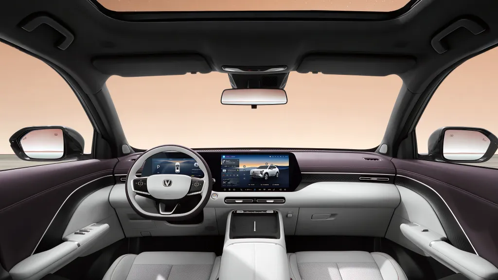 Changan CS55 Plus HEV выйдет в Китае 18 августа