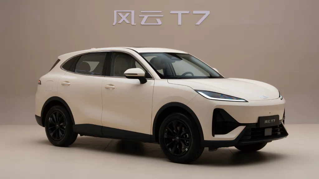 Chery Fulwin T7 начал предзаказы в Китае