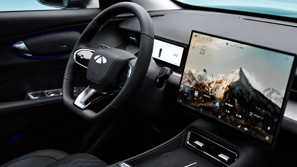 Chery Fulwin T7 начал предзаказы в Китае