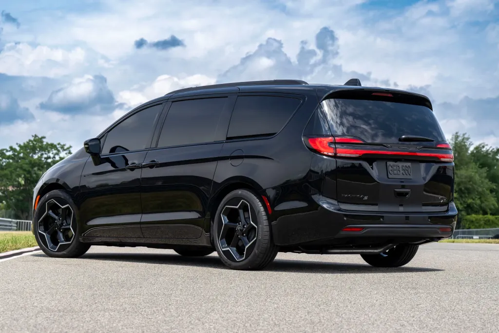 Chrysler Pacifica Factory