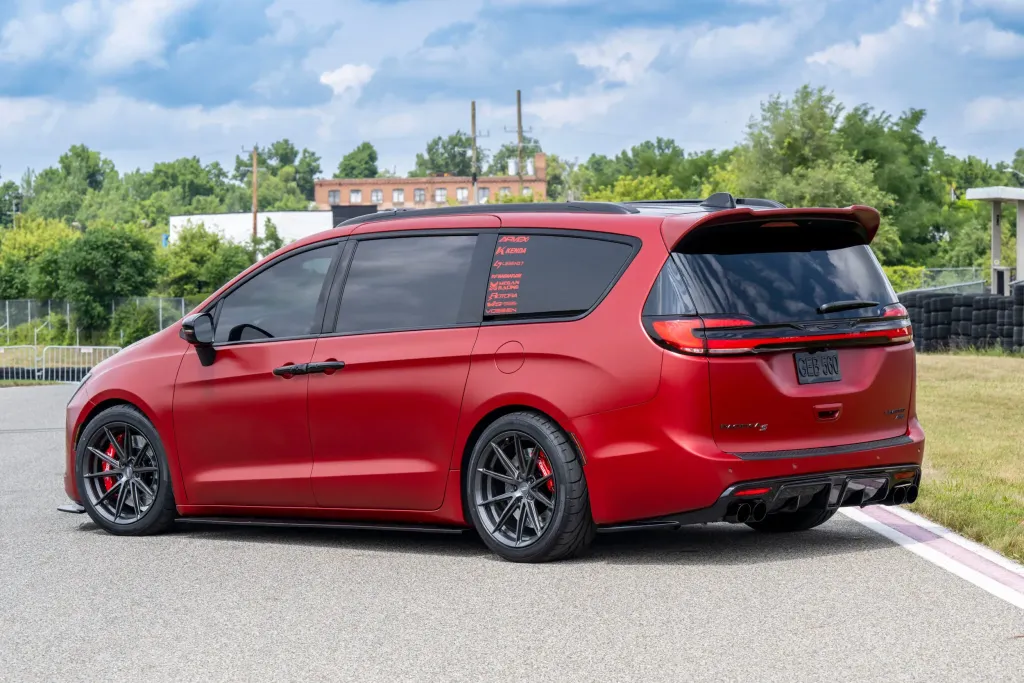 Chrysler Pacifica VANkulture