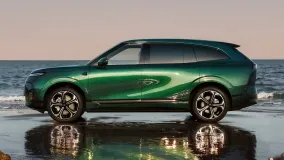 XPeng G9L показали в Китае: пятиместный электрический SUV получил 800 В, 430 кВт и зарядку 450 км за 9 минут