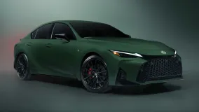 Lexus IS 350 F Sport Special Appearance Package выйдет тиражом 350 машин в цвете Envious Green