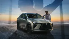 Lexus NX 2027 получил рестайлинг, новый салон и батарею 23 кВтч для версии 450h+