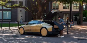 Tesla Cybercab попал под аудит NHTSA из-за отсутствия руля, педалей и зеркал