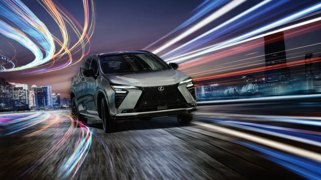 Lexus NX 2027 получил рестайлинг