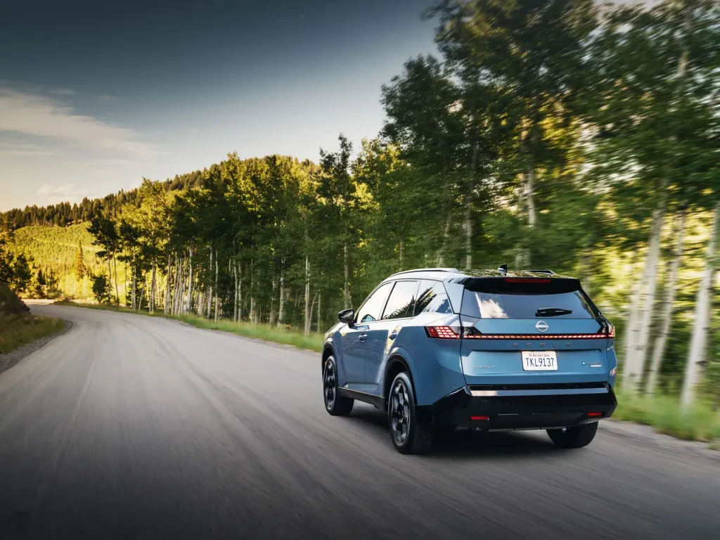 Nissan Rogue Hybrid 2027