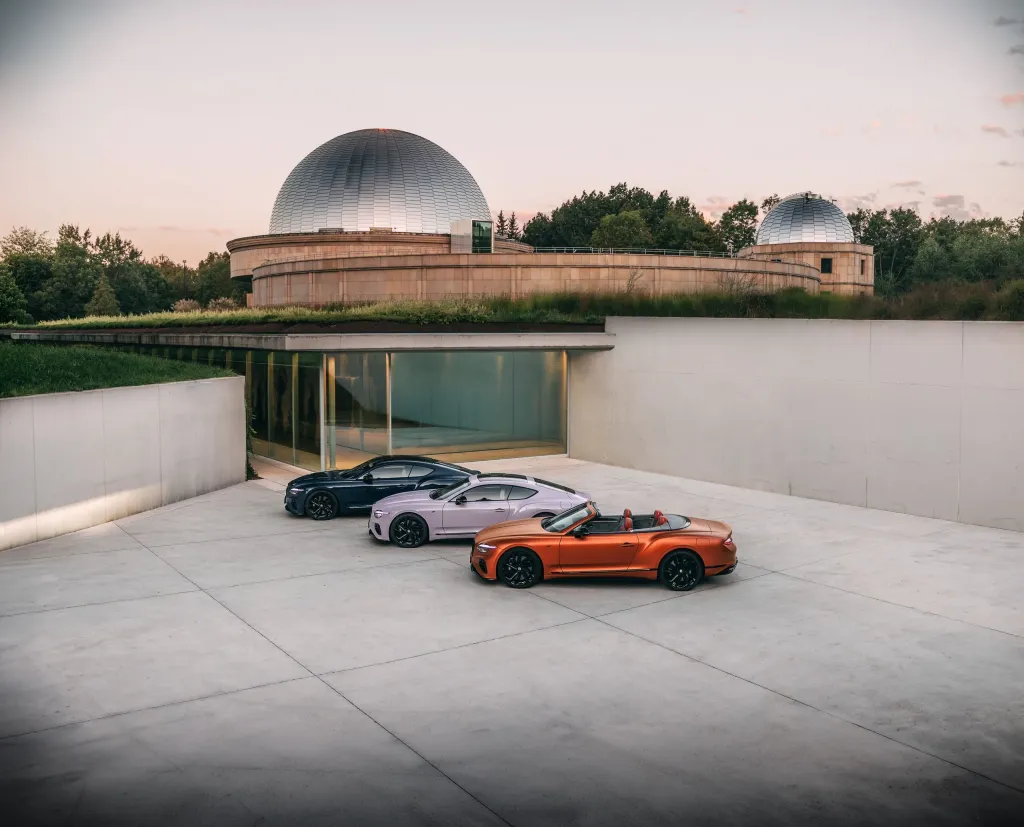 Bentley Warsaw подготовила коллекцию Continental Sun, Earth и Moon с космическими мотивами