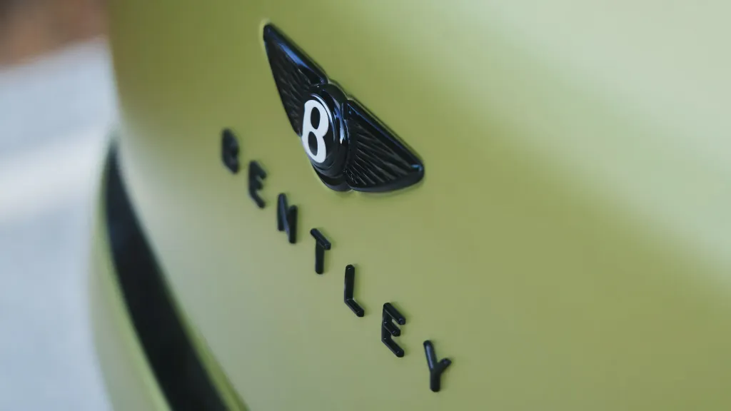 Bentley Torcal Тизеры