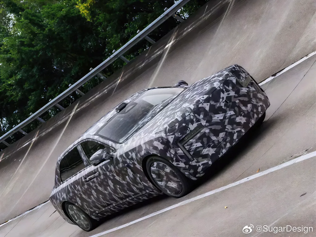 Премиальная марка BYD Yangwang опубликовала официальные тизеры будущего флагманского седана
