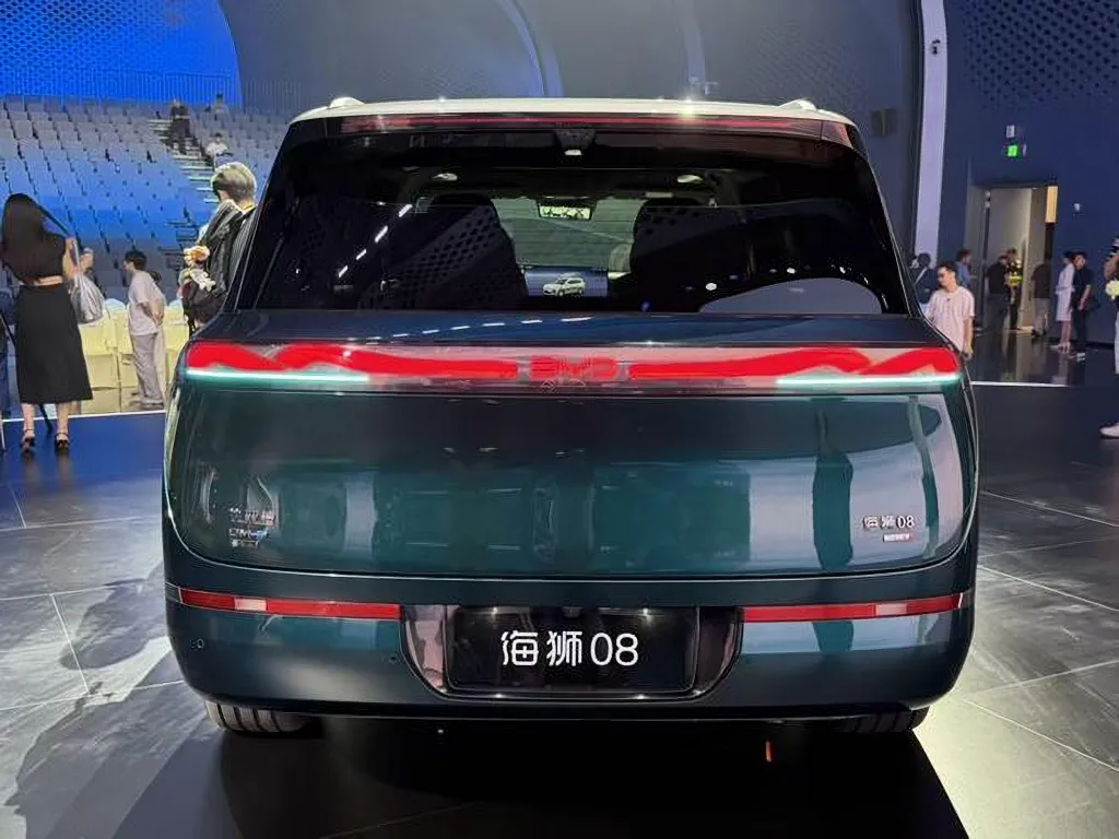 BYD Sealion 08 запущен в Китае