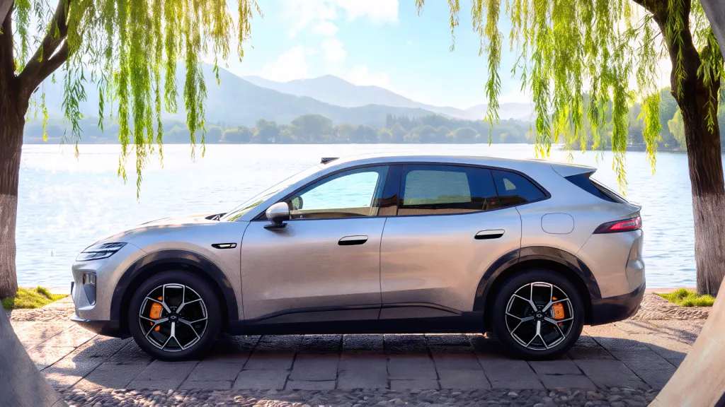 Changan Nevo Q06