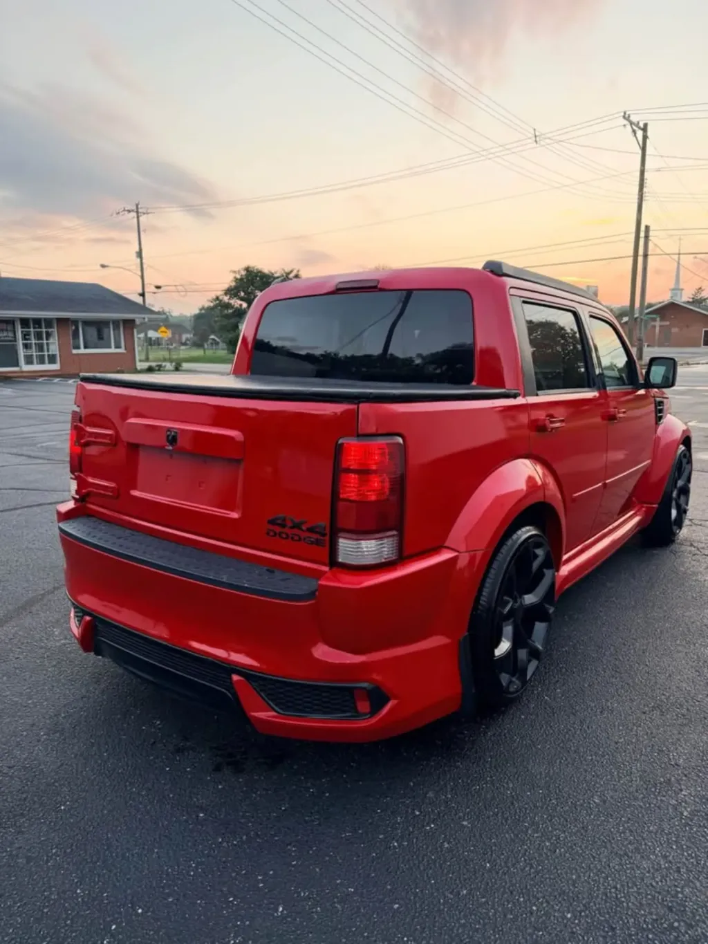Dodge Nitro R/T превратили в пятиместный пикап с бампером Chevrolet Camaro