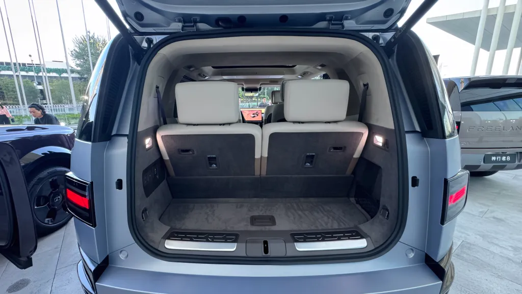 Freelander 8