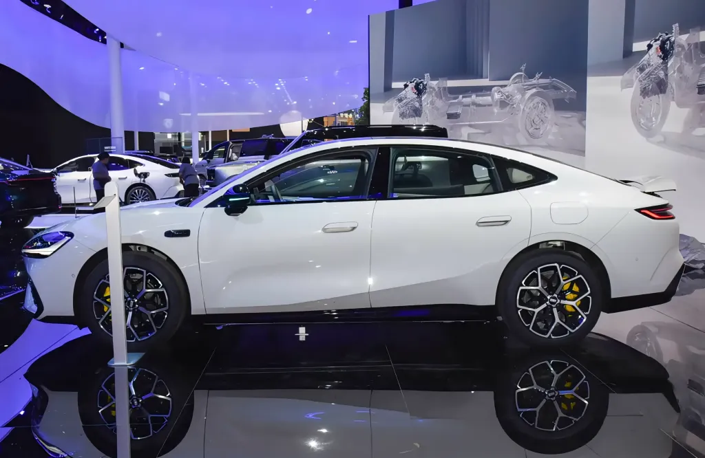 Geely Galaxy TT
