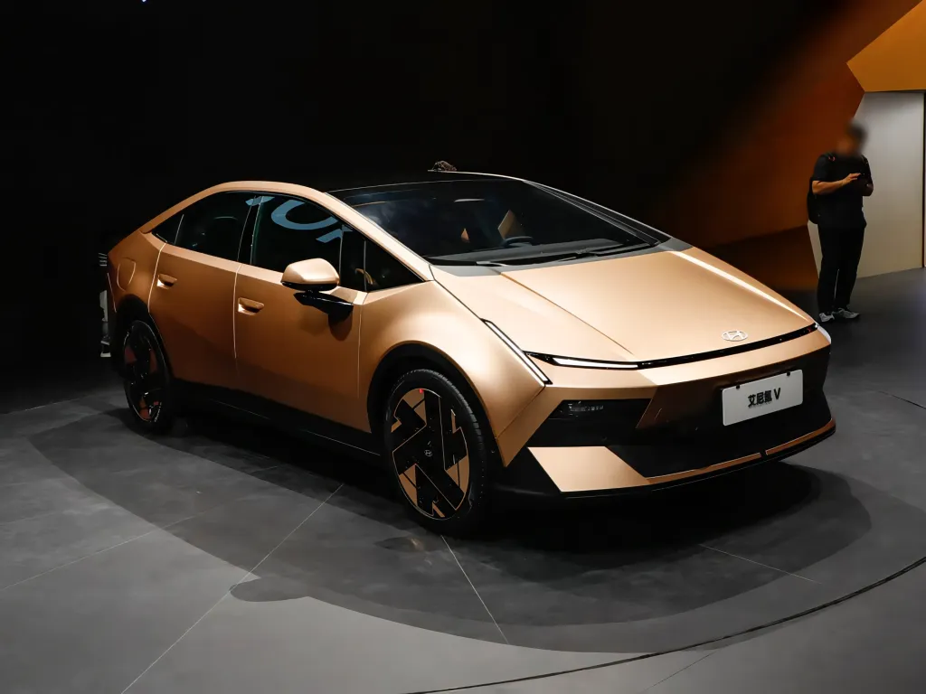 Hyundai Ioniq V