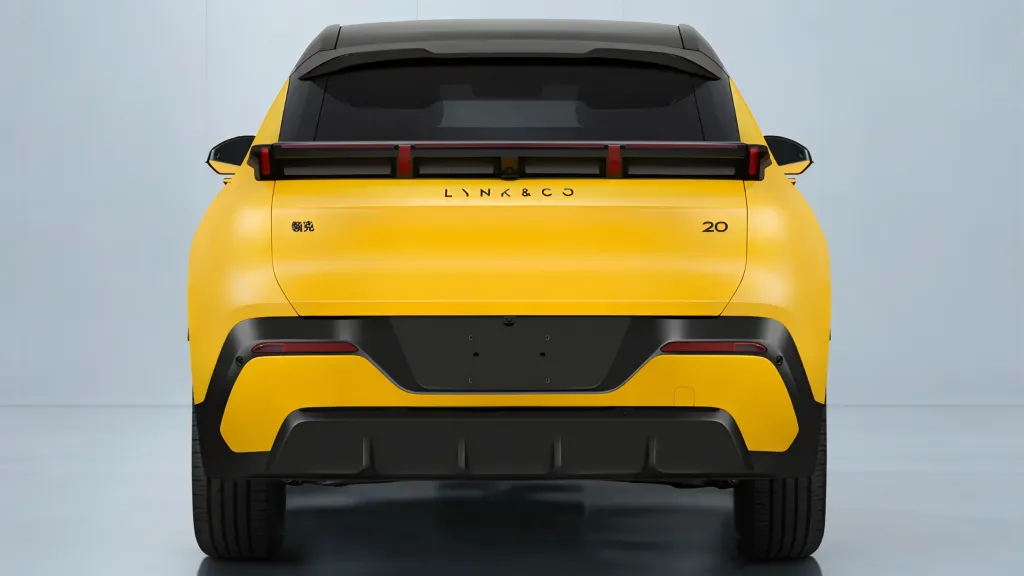 Обновленный Lynk & Co 02