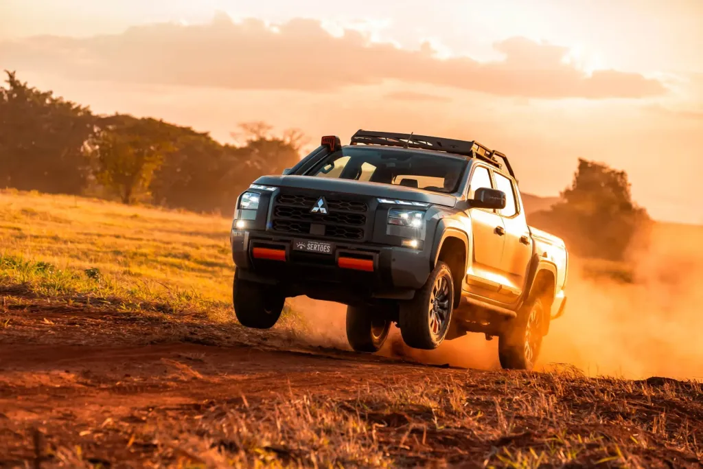Mitsubishi Triton Savana Sertões