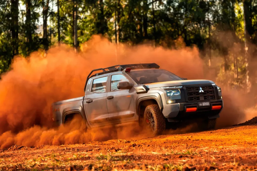Mitsubishi Triton Savana Sertões