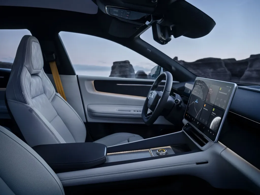 Polestar 4 SUV