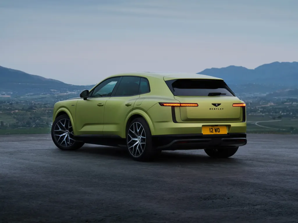 Bentley представила электрический Torcal