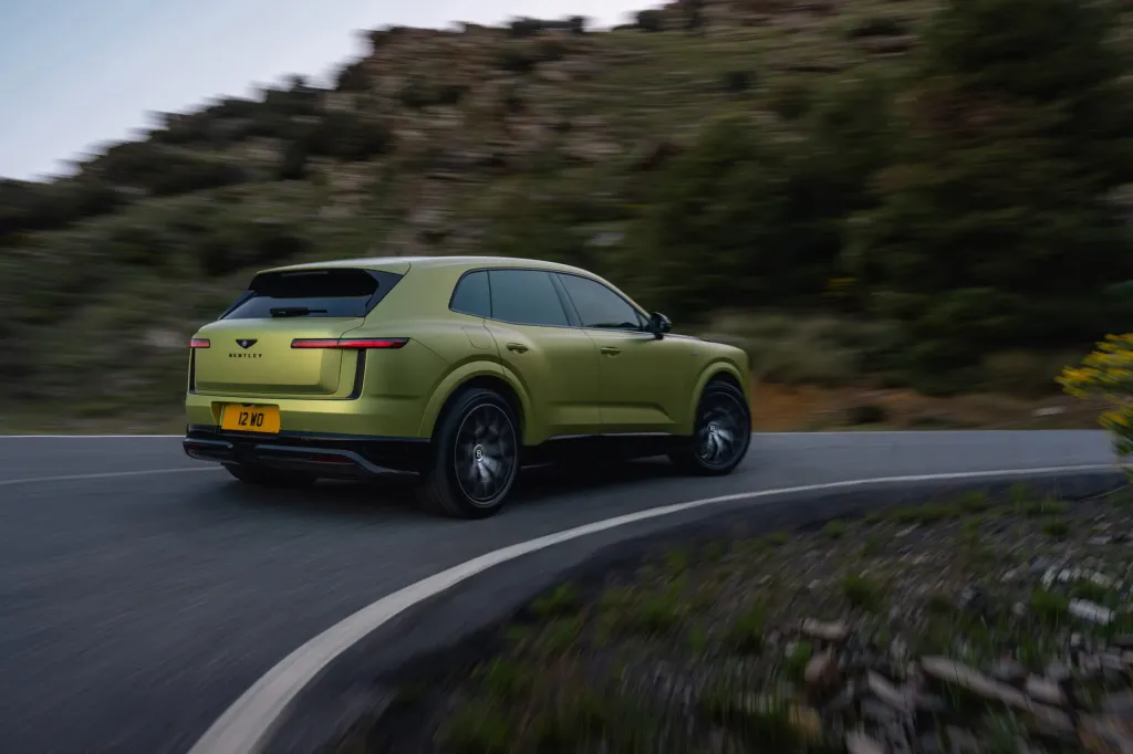Bentley представила электрический Torcal