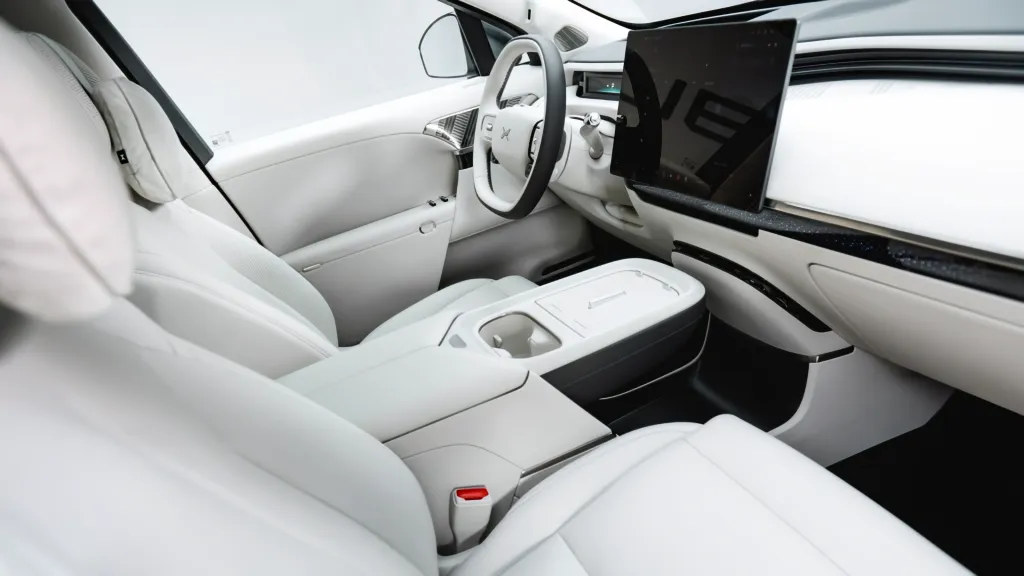 Xpeng G9L