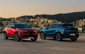 Alfa Romeo Junior получил отделку Icona и Carbon, новые колёса и больше оснащения
