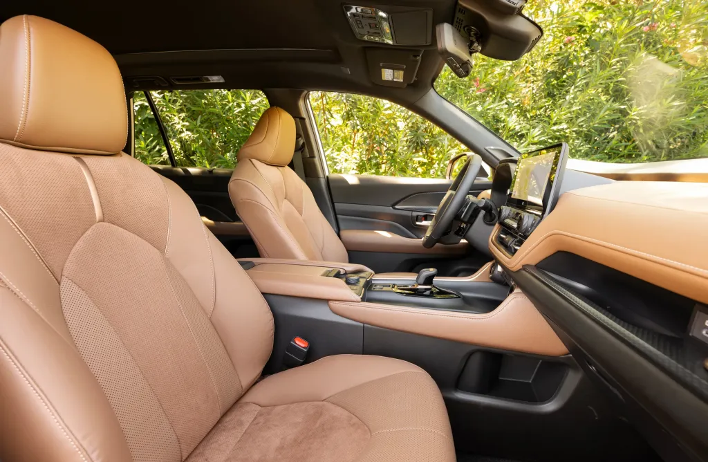 Toyota Grand Highlander Hybrid Max Platinum