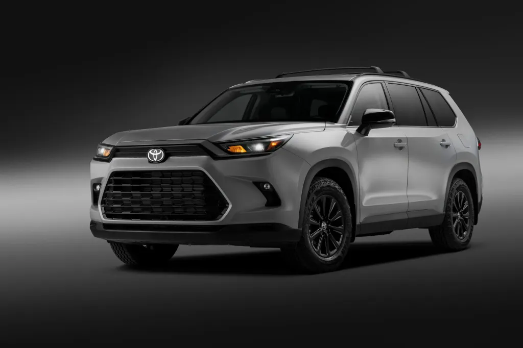 Toyota Grand Highlander Woodland