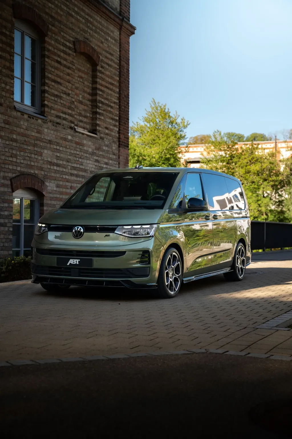VW Multivan T7 ABT Sportsline
